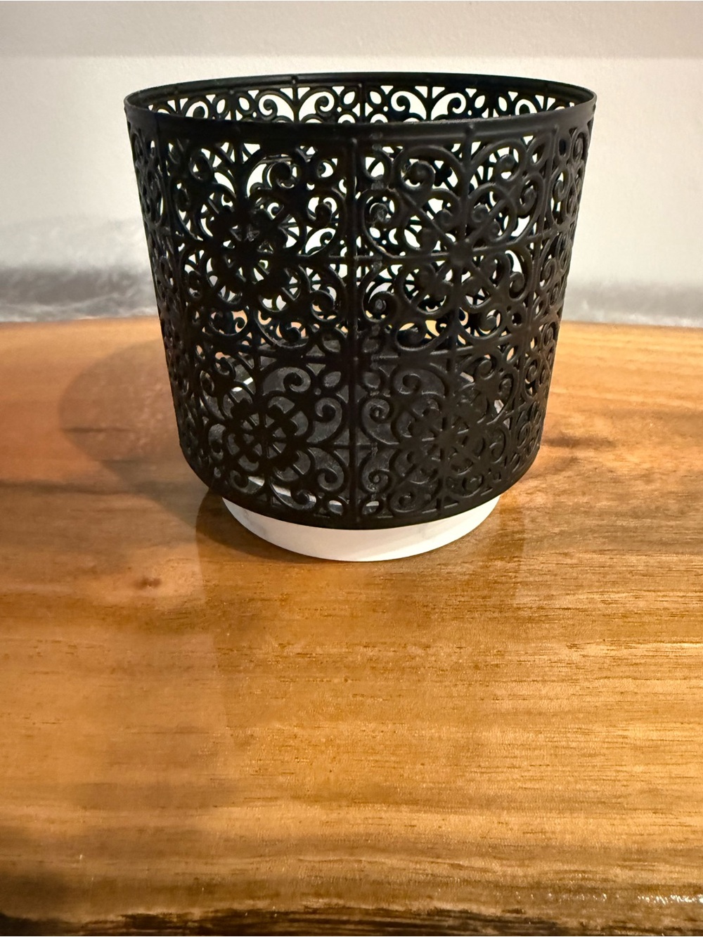 Black Ornate Metal Decorative Candle Holder
